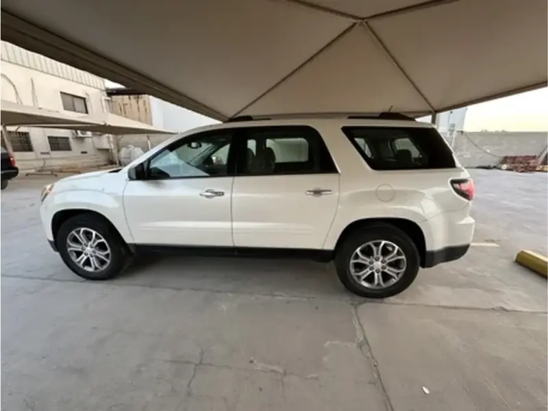 Discover undefined undefined Exterior Interior Images.Find all aspects and details of cars.