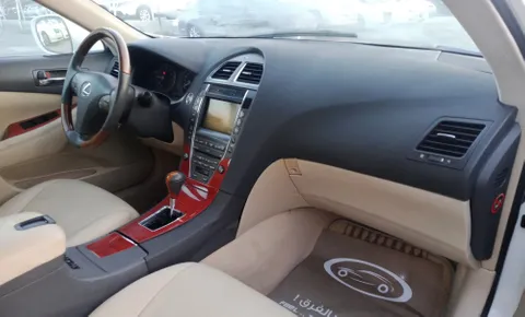 Lexus ES 350 4 door 3.5L 2008