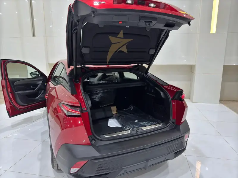 Peugeot 408 2024