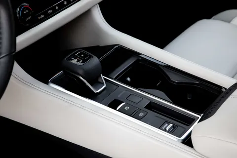 Nissan Pathfinder 2024
