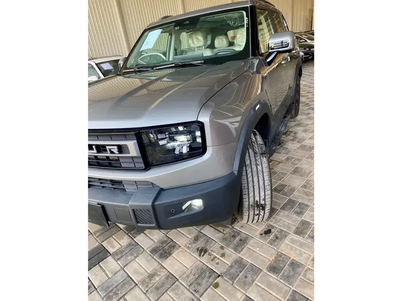 Discover undefined undefined Exterior Interior Images.Find all aspects and details of cars.