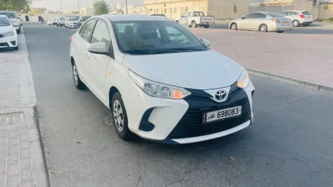 Toyota Yaris 1.5L STD (CVT) 2021