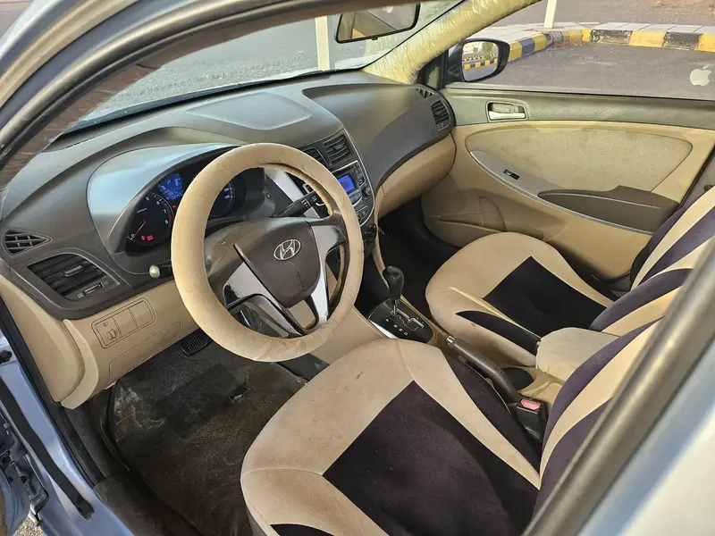 Hyundai Accent 2013