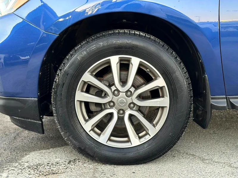 نيسان باثفايندر 2017