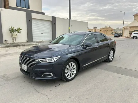 Discover undefined undefined Exterior Interior Images.Find all aspects and details of cars.