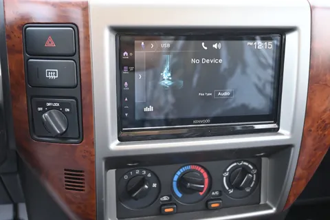 New Nissan Patrol Safari 4.8L M/T 2024