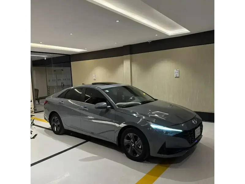 Hyundai Elantra 2021