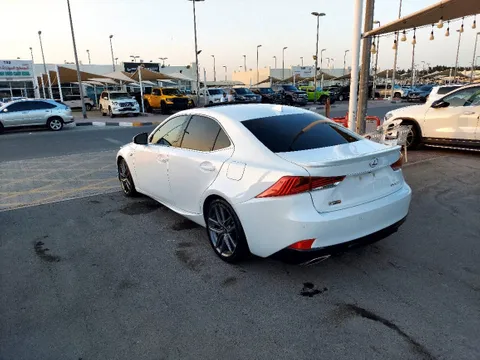 Lexus IS 300 2019