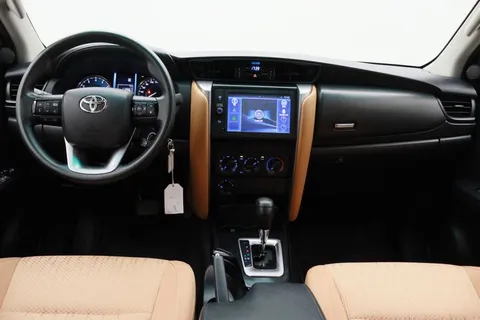 Toyota Fortuner 2023