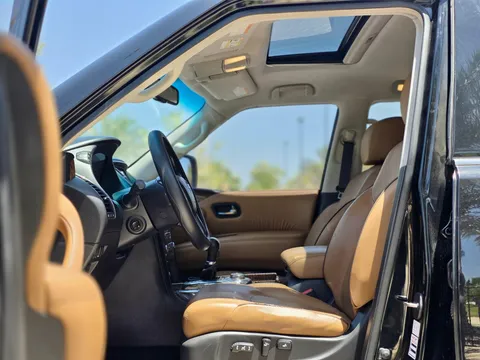 Nissan Patrol 5.6L LE Platinum 2016