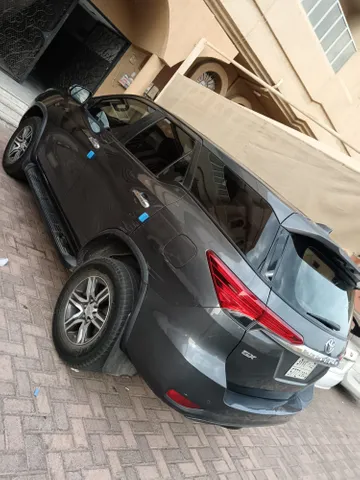 Discover undefined undefined Exterior Interior Images.Find all aspects and details of cars.