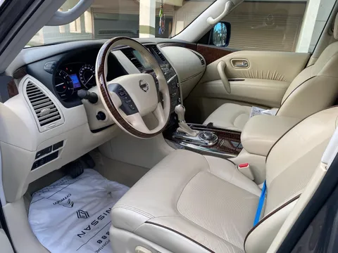 Discover undefined undefined Exterior Interior Images.Find all aspects and details of cars.