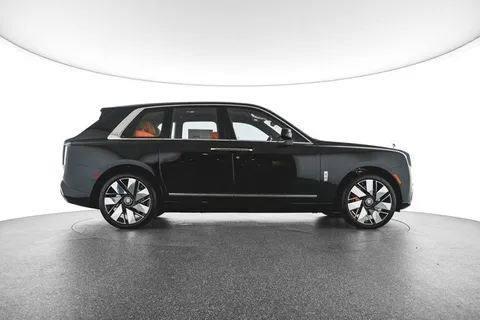 New Rolls Royce Cullinan 6.75L Twin-Turbo 563 HP 2025