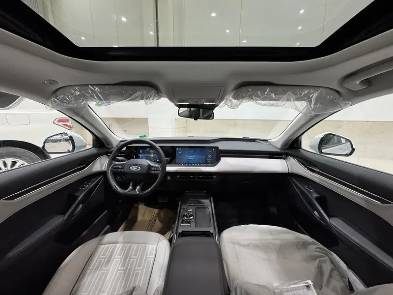 Ford Taurus 2025