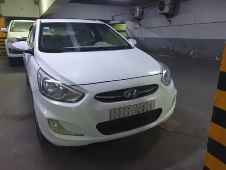 hyundai hyundai-accent image Hyundai Accent 2017