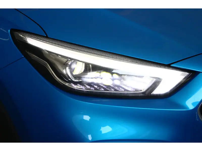 Discover undefined undefined Exterior Interior Images.Find all aspects and details of cars.