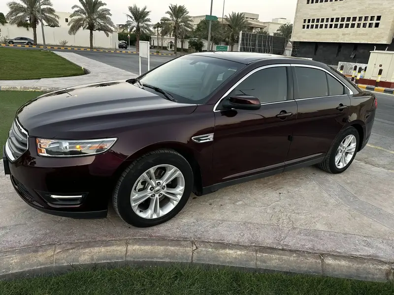 Ford Taurus 2018
