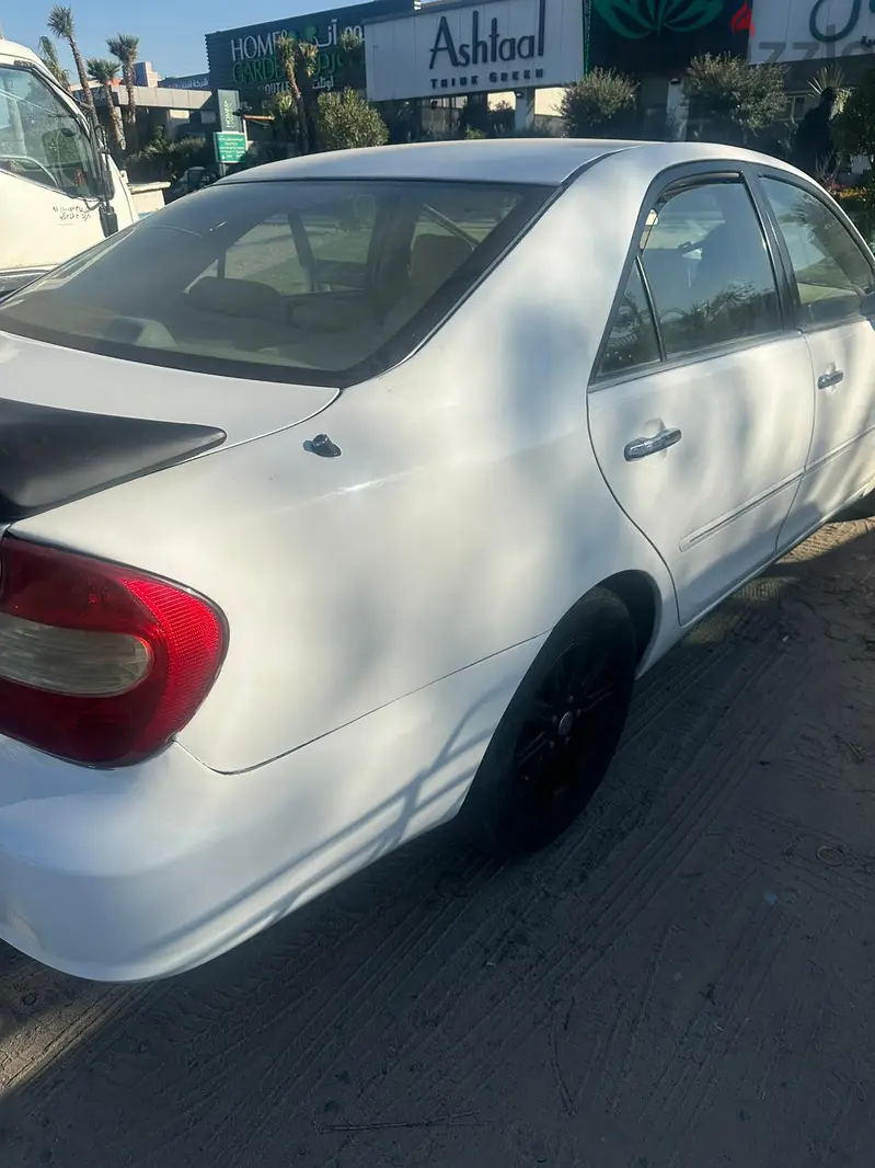 تويوتا كامري 2004