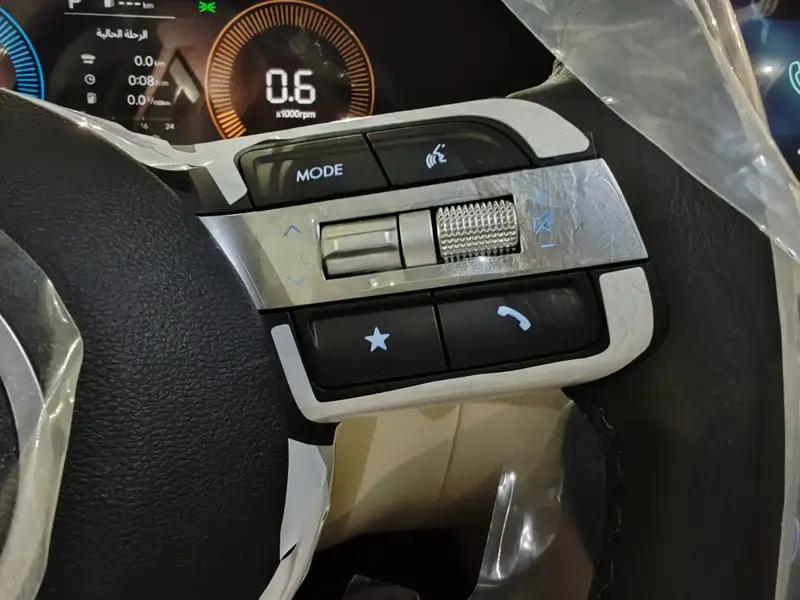 Discover undefined undefined Exterior Interior Images.Find all aspects and details of cars.