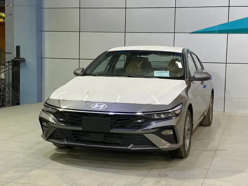 Discover undefined undefined Exterior Interior Images.Find all aspects and details of cars.