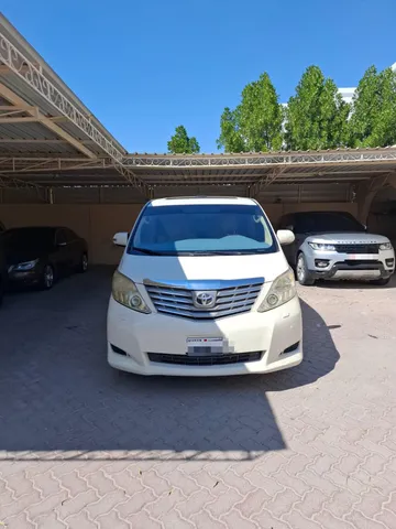 Toyota Alphard 2.4L (7-Seater) 2011