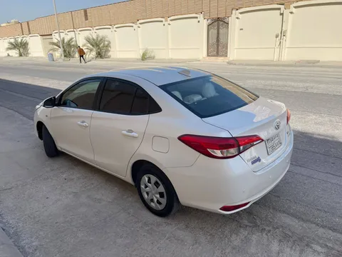 Discover undefined undefined Exterior Interior Images.Find all aspects and details of cars.