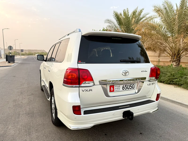 Toyota Land Cruiser 2014