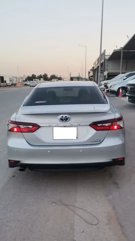 Toyota Camry  2.4 Hybrid XLE 2022