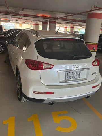 إنفينيتي QX50 2016