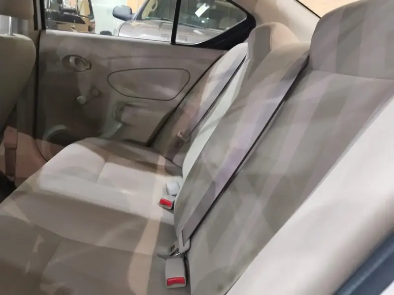 Nissan Sunny 2016