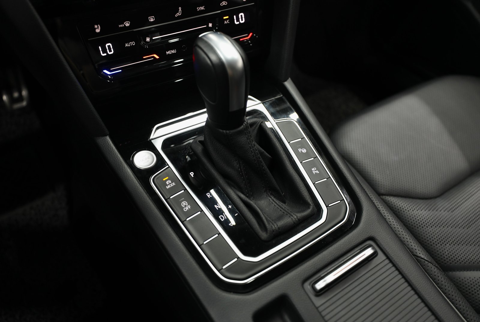 2.0L Diesel | 2 Years Warranty + Free Registration | Easy Finance with Downpayment
