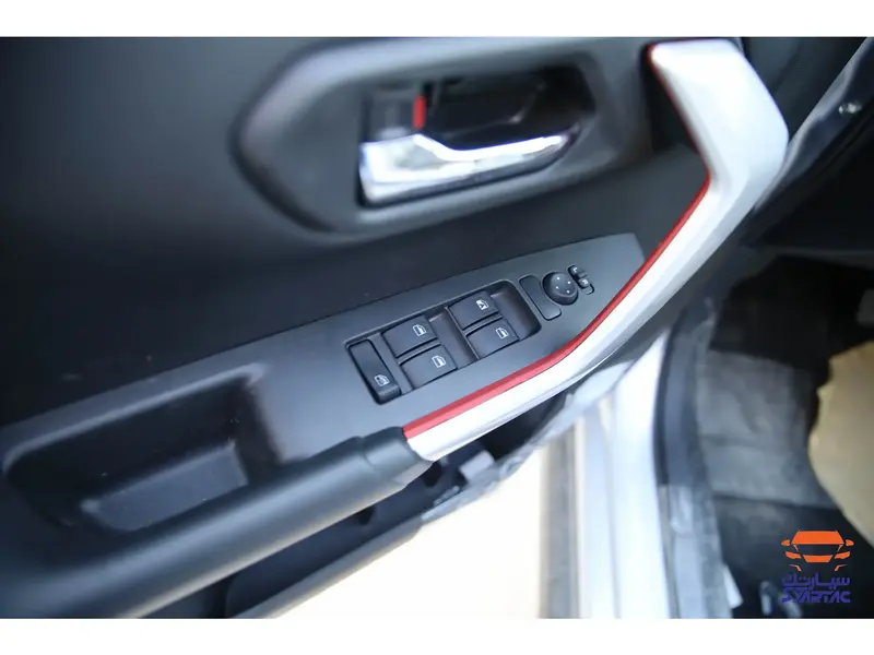 Discover undefined undefined Exterior Interior Images.Find all aspects and details of cars.
