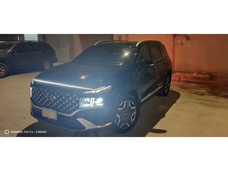 Discover undefined undefined Exterior Interior Images.Find all aspects and details of cars.