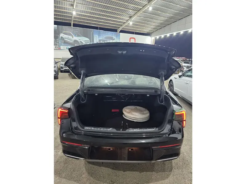 Discover undefined undefined Exterior Interior Images.Find all aspects and details of cars.