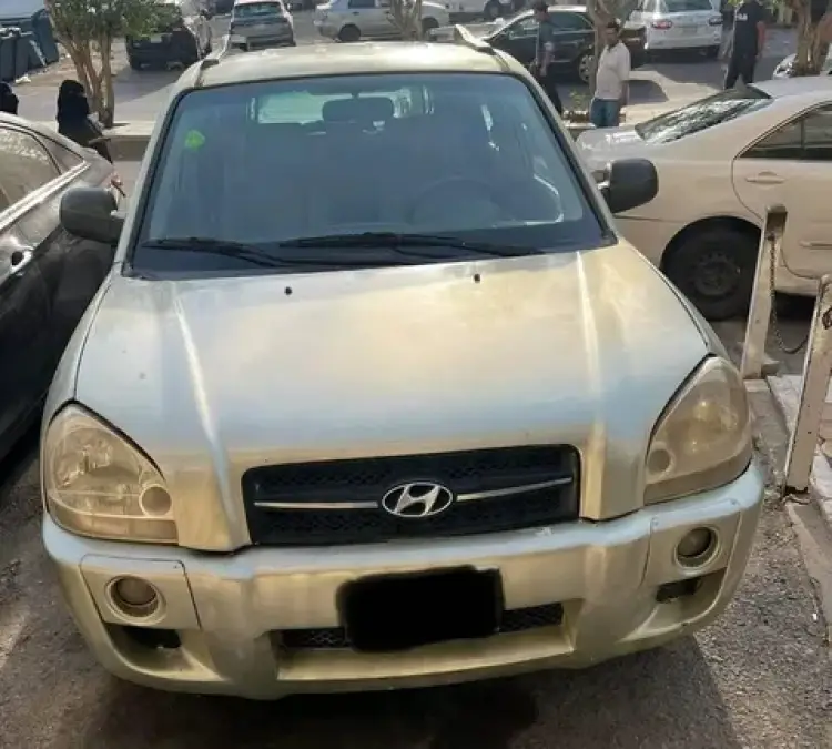 hyundai hyundai-tucson image Hyundai Tucson 2006