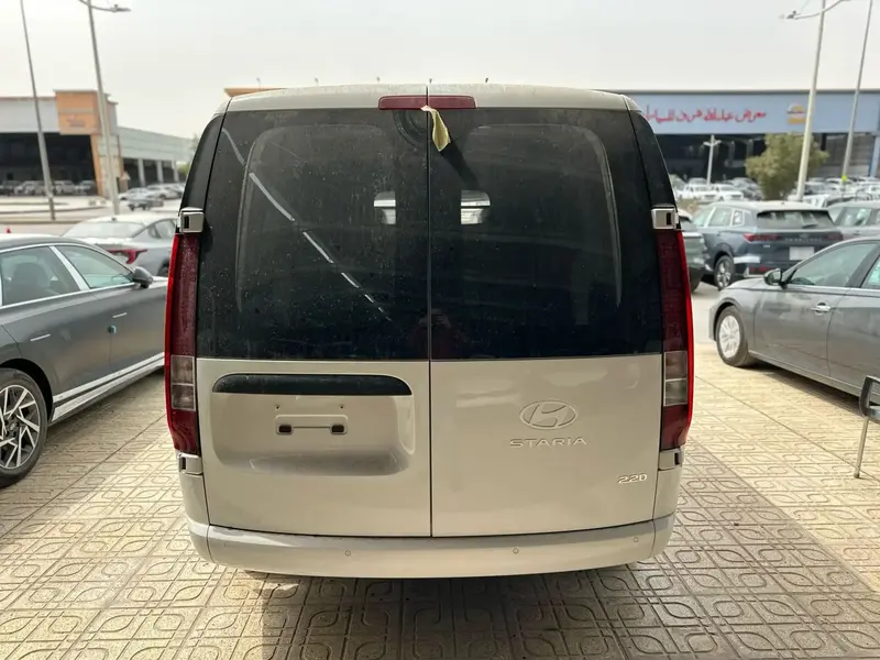 Hyundai Staria 2025