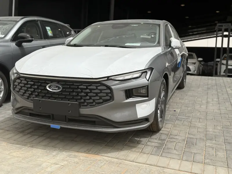Ford Taurus 2025