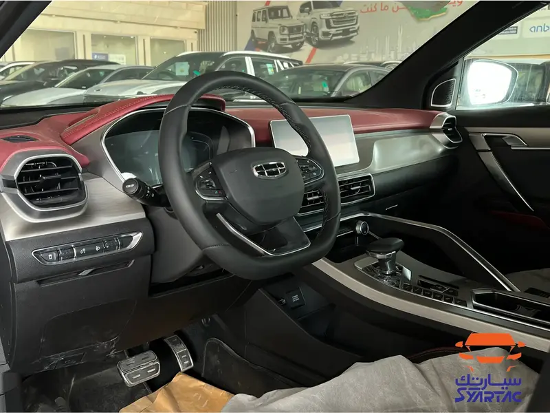 Geely Coolray 2024
