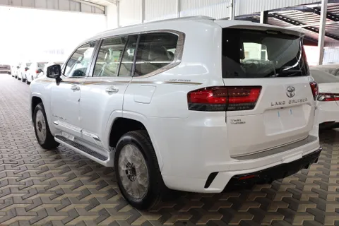New Toyota Land Cruiser 2023