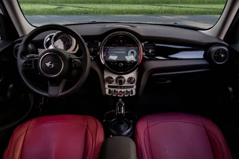 Mini Cooper 2024