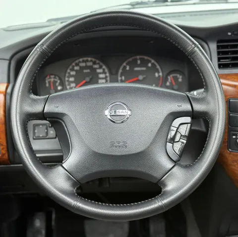 Nissan Patrol Safari 4.8L A/T 2022