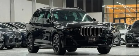 Discover undefined undefined Exterior Interior Images.Find all aspects and details of cars.