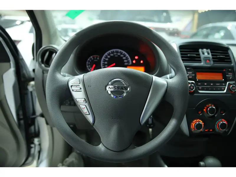 Nissan Sunny 2024