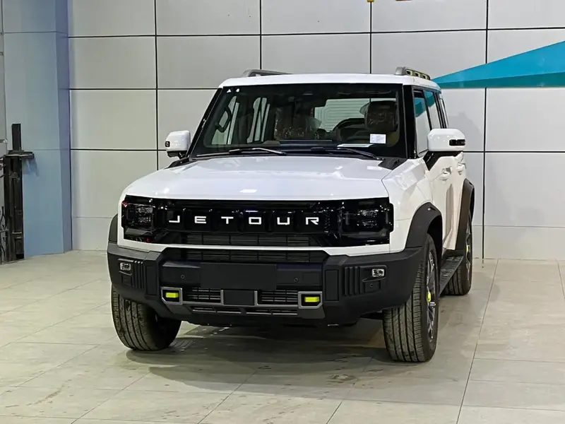 Discover undefined undefined Exterior Interior Images.Find all aspects and details of cars.