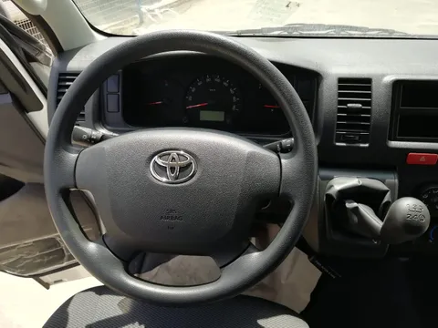 New Toyota Hiace 2.5L Commuter M/T 2024