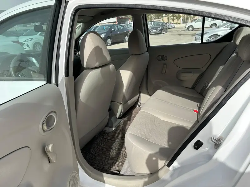 Nissan Sunny 2022