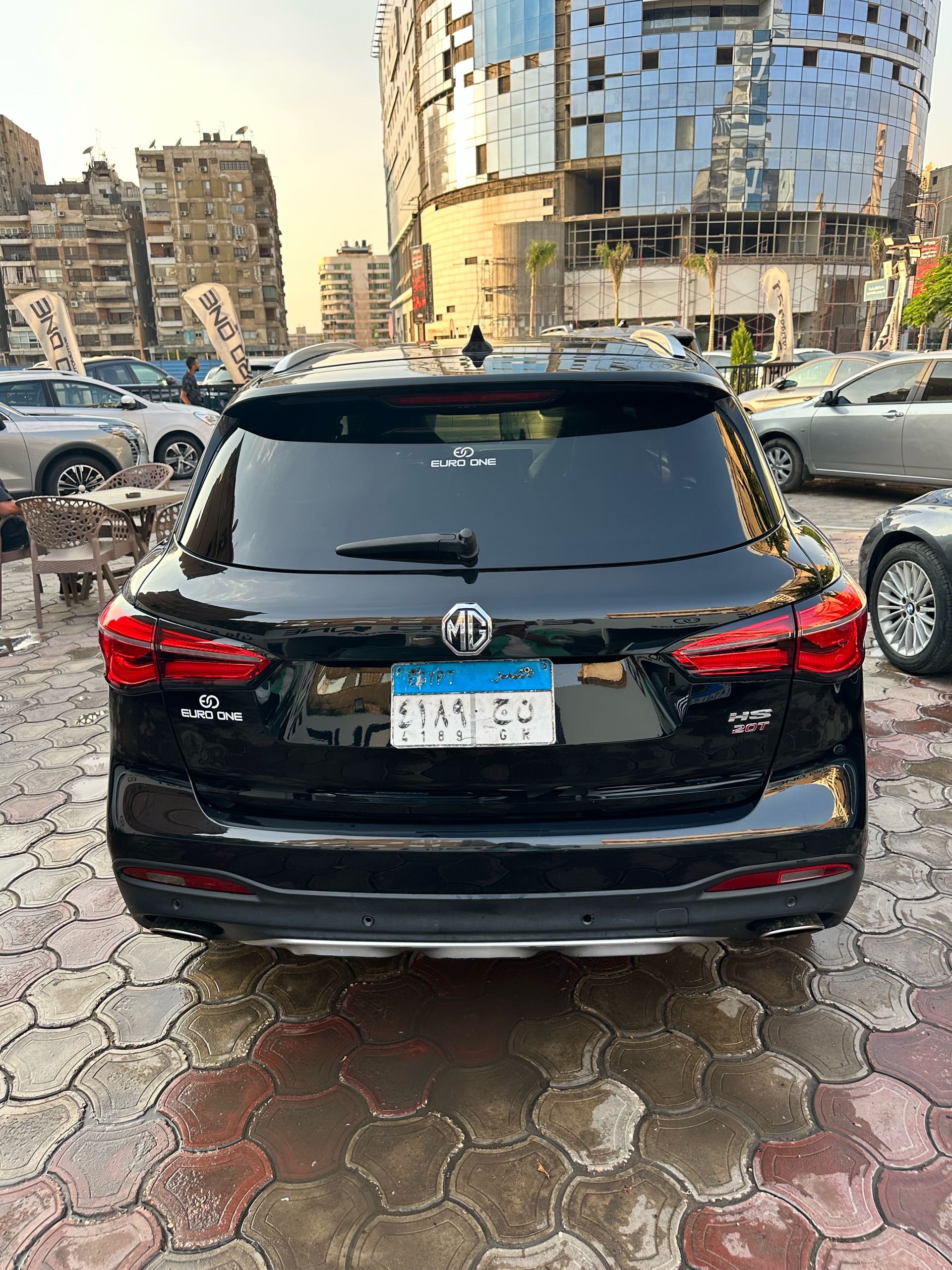 أم جي HS 2022