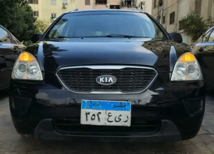 kia carens image Kia Carens 2011