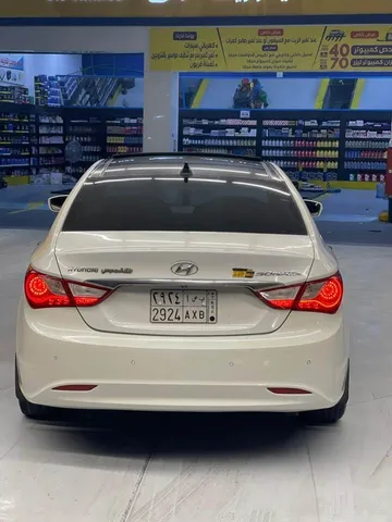 Hyundai Sonata 2011