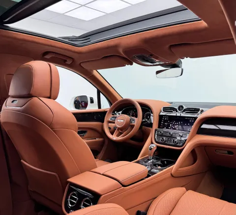 New Bentley Bentayga 4.0L V8 2024